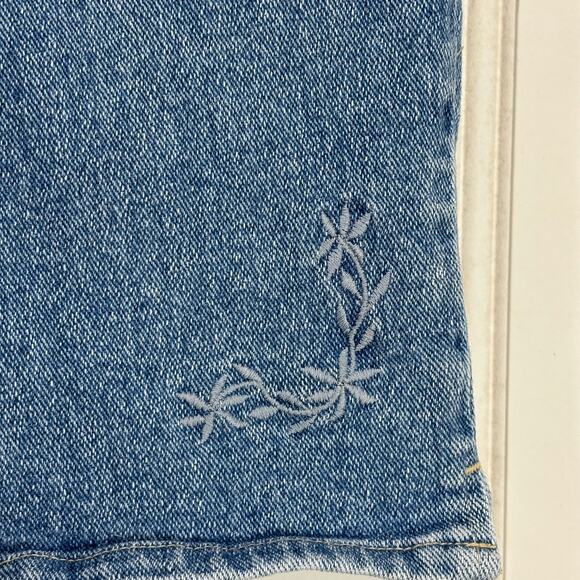 90s Vintage Denim Capri Jeans MEDIUM Floral Decal Retro Casual Hippie - Picture 3 of 6